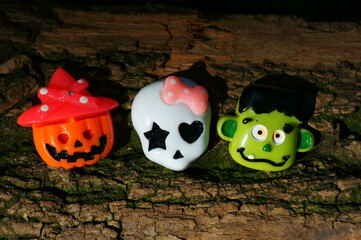 河南省鹤壁山城区到山东日照坐 小轿车有多少公里-